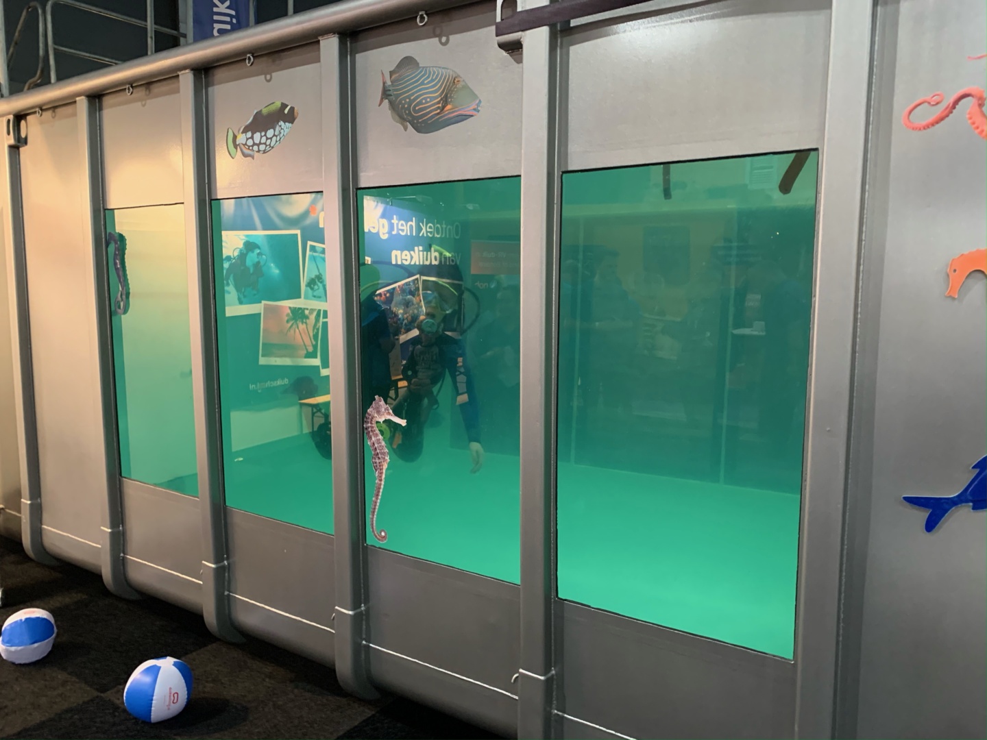 Bezoek Het Duikhuis op de Vakantiebeurs en ontdek alles over duikcursussen, trips en uitrusting in Rotterdam, Utrecht, Zeeland en Amsterdam. Begin jouw duikreis hier!