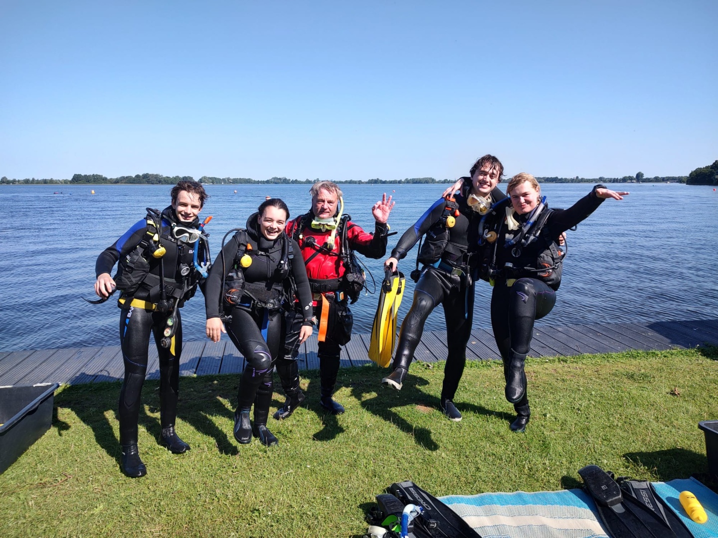 Daag jezelf uit met de Scuba Challenge van Het Duikhuis. Verken nieuwe duiklocaties, verbeter je vaardigheden en beleef unieke duikavonturen in Nederland en daarbuiten.